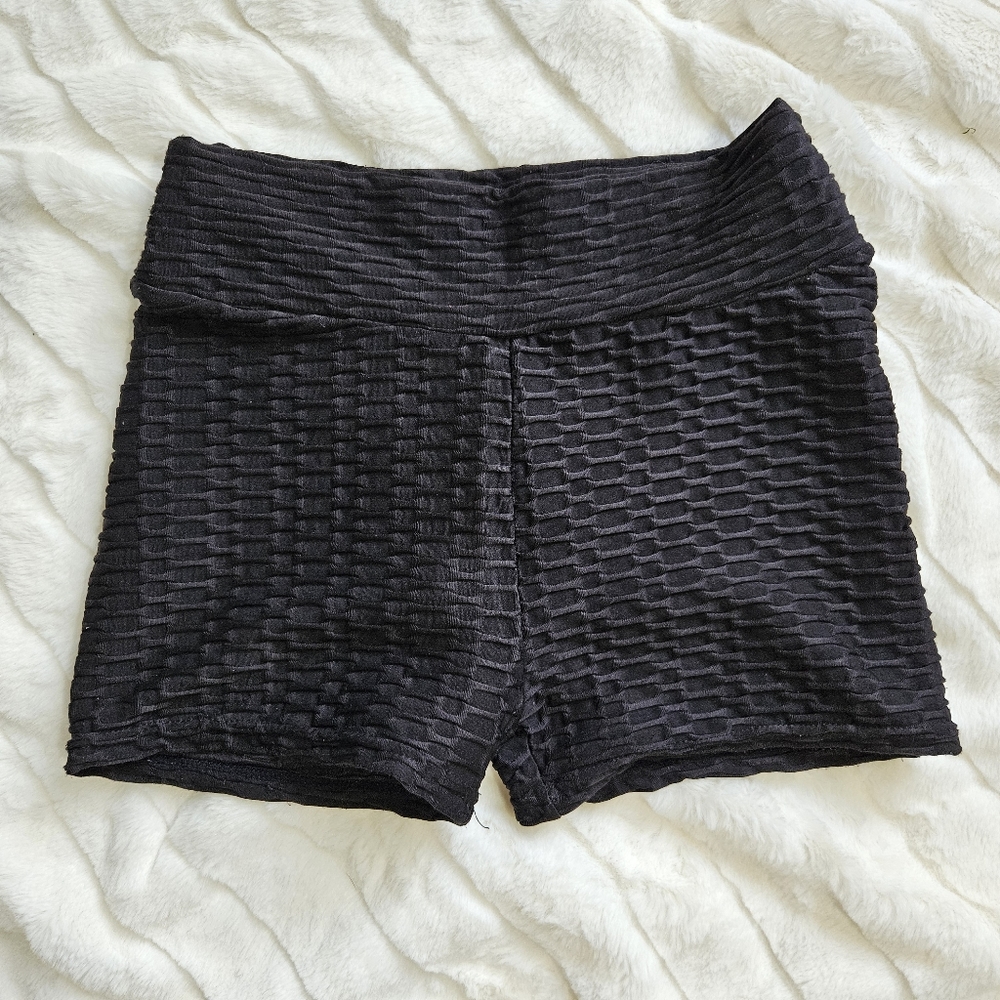 Textured Black Runched Booty Sculpting Active Shorts, Women's size Small